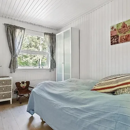 Three-bedroom Holiday In *